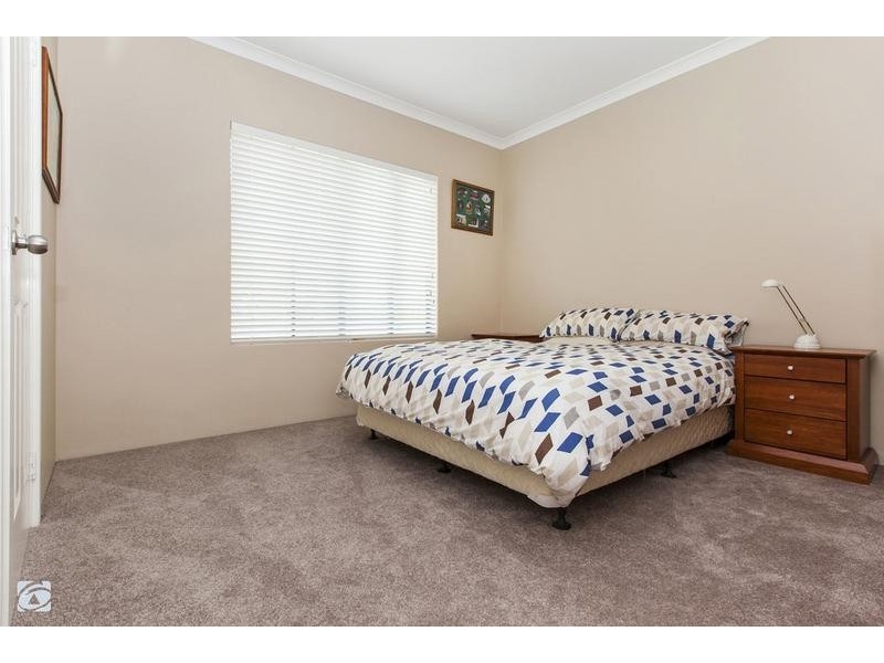 6 Ditton Road, Oakford WA 6121