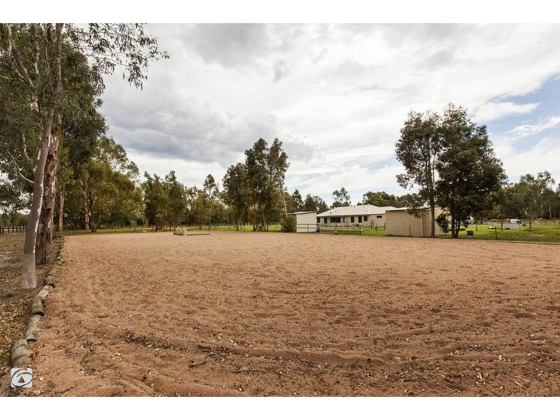 6 Ditton Road, Oakford WA 6121