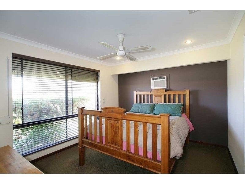 23 Limbee Glade, Huntingdale WA 6110