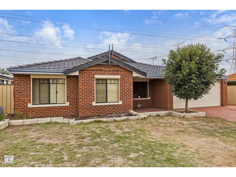 16 Sciano Avenue, Success WA 6164