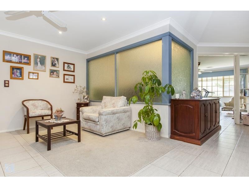 35 McKivett Cres, Leeming WA 6149