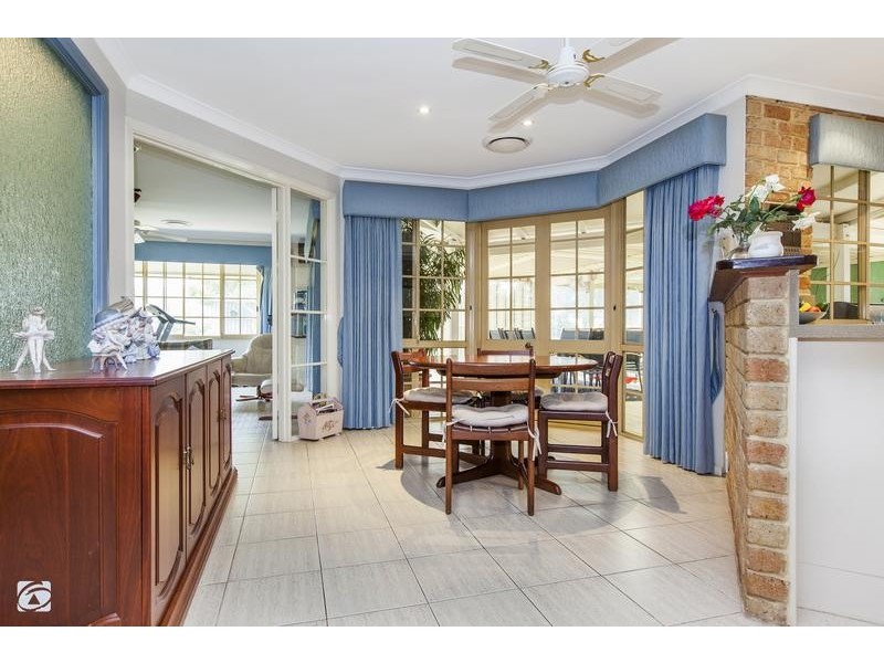 35 McKivett Cres, Leeming WA 6149