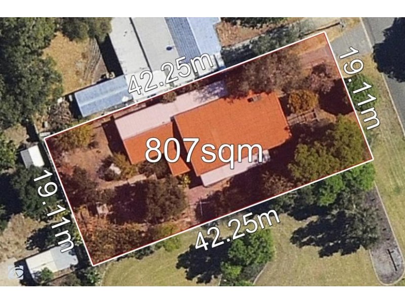 13 Cranwell Street, Thornlie WA 6108