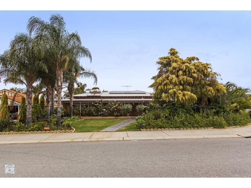 2 Ploughshare Place, South Lake WA 6164