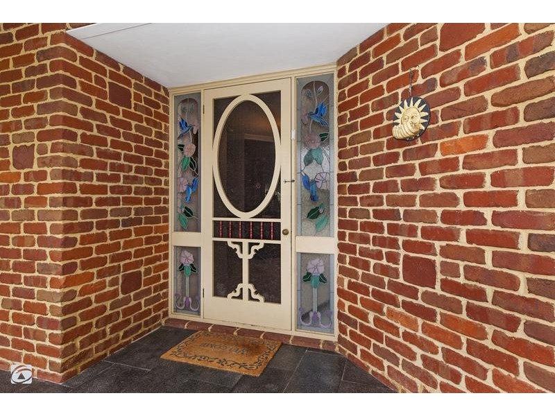 2 Ploughshare Place, South Lake WA 6164