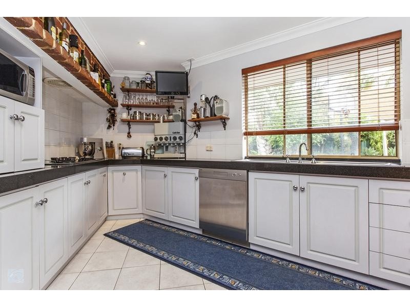 2 Ploughshare Place, South Lake WA 6164