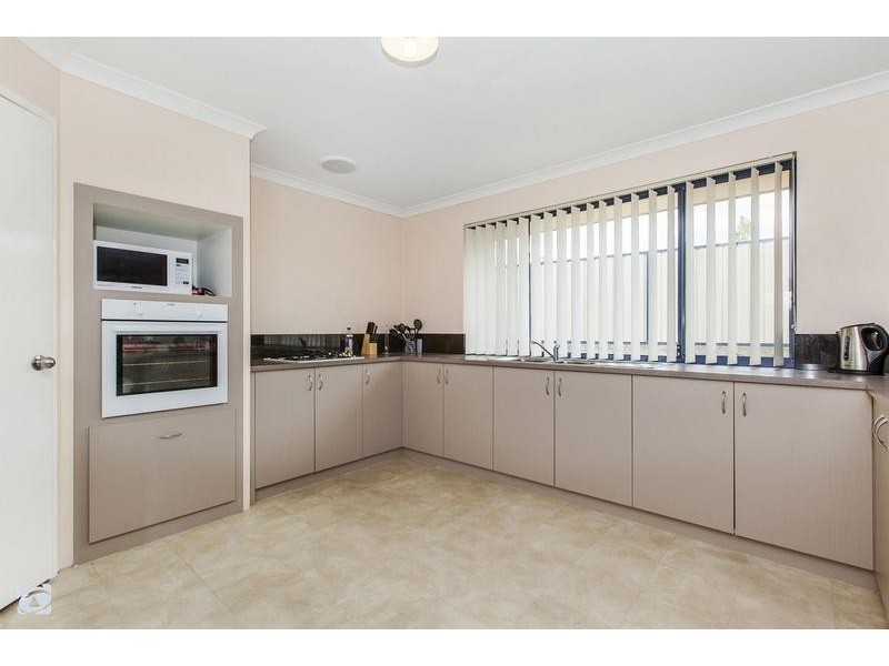 408 Wentworth Parade, Success WA 6164