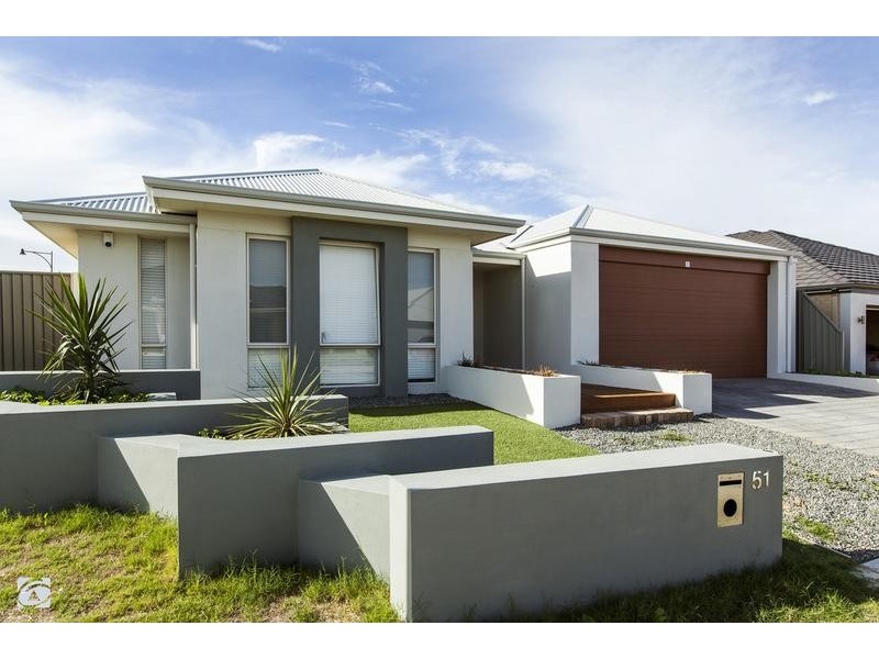 51 Drysdale Gardens, Wandi WA 6167