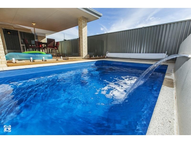 51 Drysdale Gardens, Wandi WA 6167