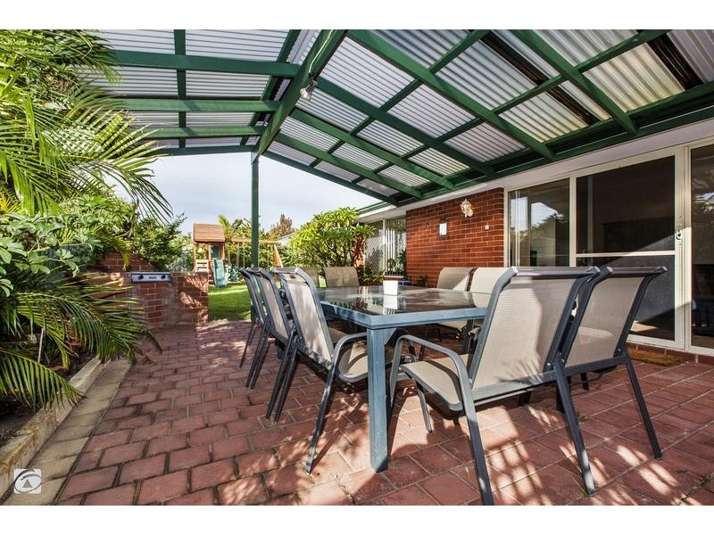 168 Brenchley Drive, Atwell WA 6164