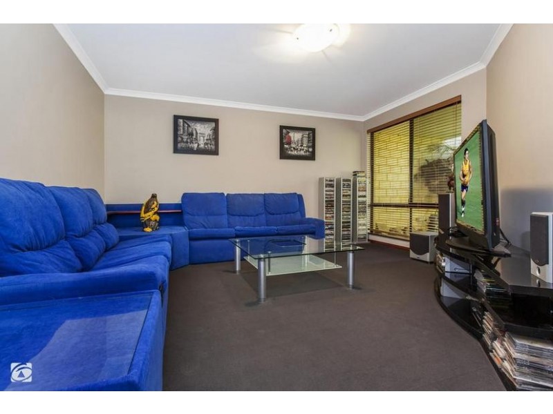 19 Swallowtail Avenue, Success WA 6164