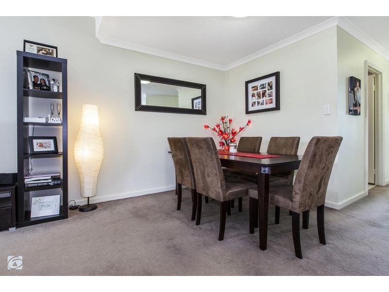 8/30 Malata Crescent, Success WA 6164
