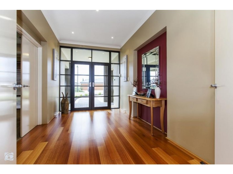 11 Chimera Terrace, Atwell WA 6164