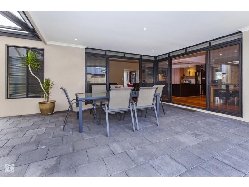 11 Chimera Terrace, Atwell WA 6164