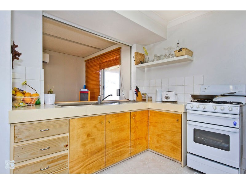 1 Briggs Street, South Lake WA 6164