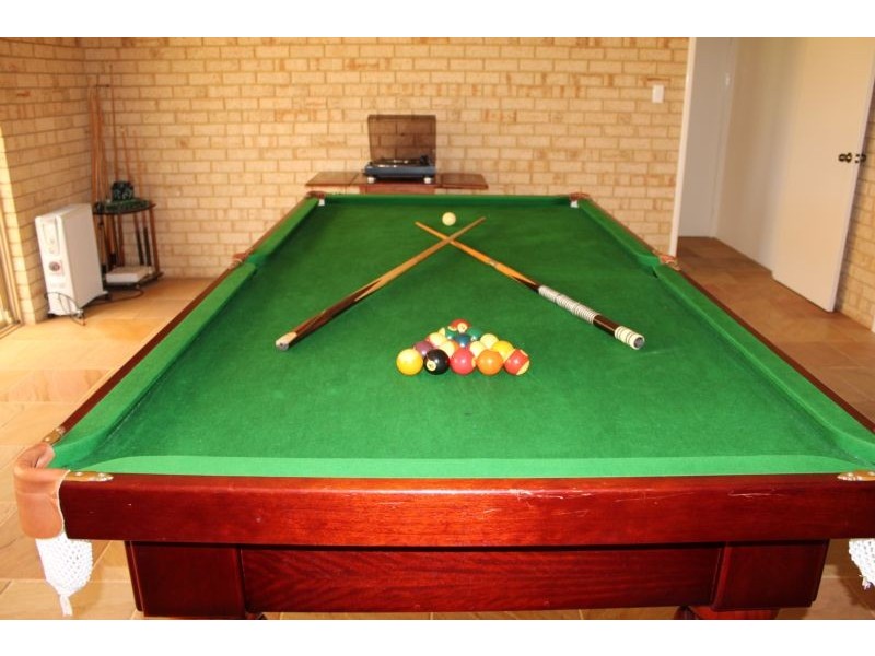 498 Rowley Road, Oakford WA 6121