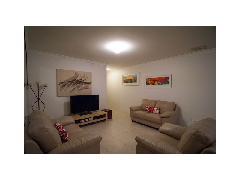 16 Durango Turn, Aubin Grove WA 6164