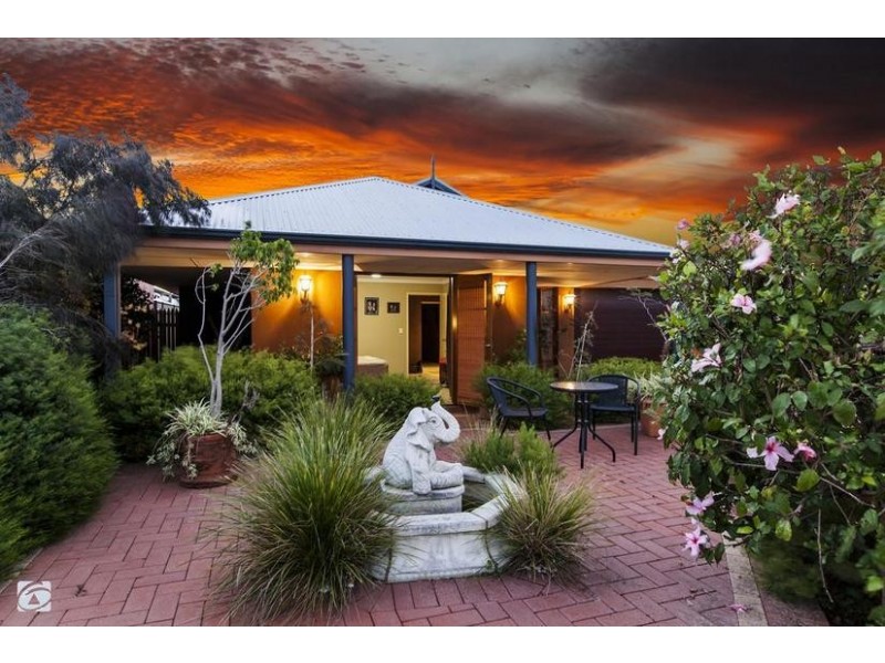 16 Sinagra Way, Yangebup WA 6164