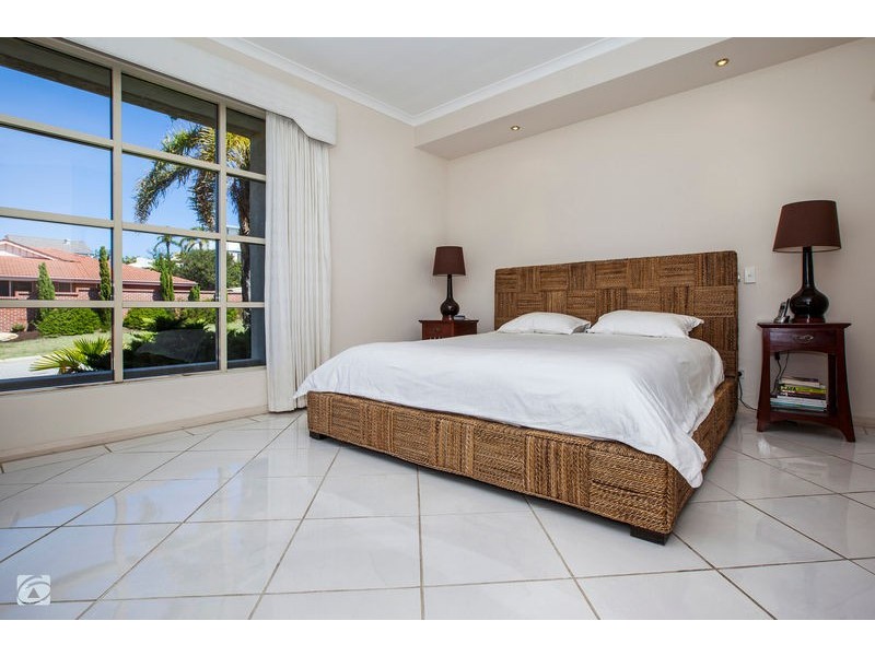 15 Huntington Road, Coogee WA 6166