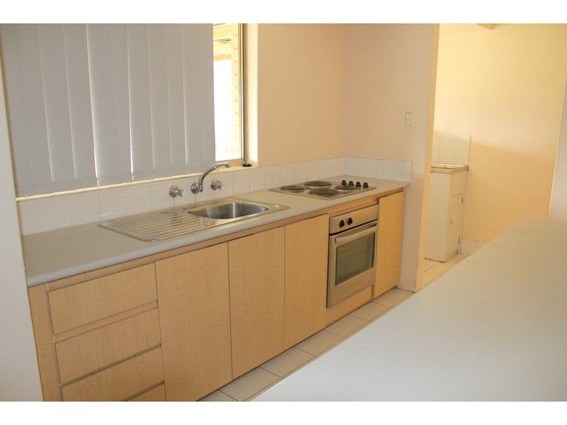 4 Briggs Street, South Lake WA 6164