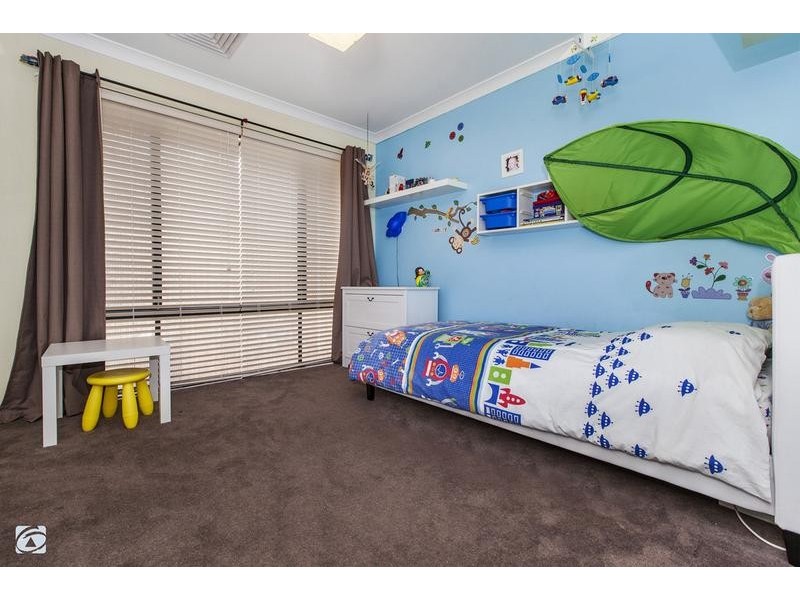 6 Warbler Rise, Beeliar WA 6164