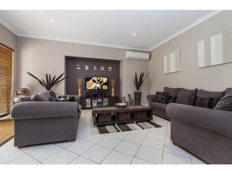 7 Briere Green, Bibra Lake WA 6163