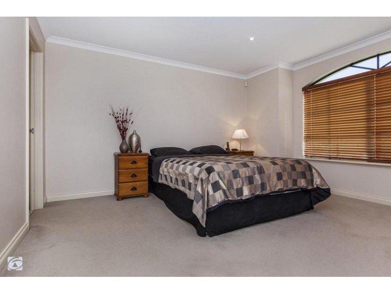 7 Briere Green, Bibra Lake WA 6163