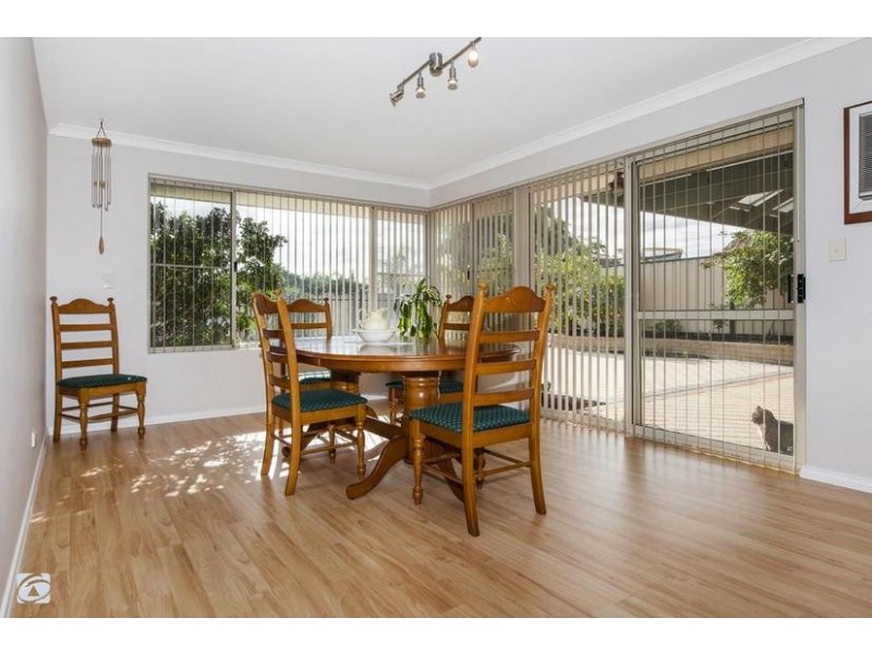 16 Ballard Mews, Success WA 6164