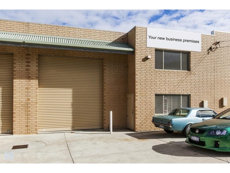 4/27 Weatherburn Way, Kardinya WA 6163