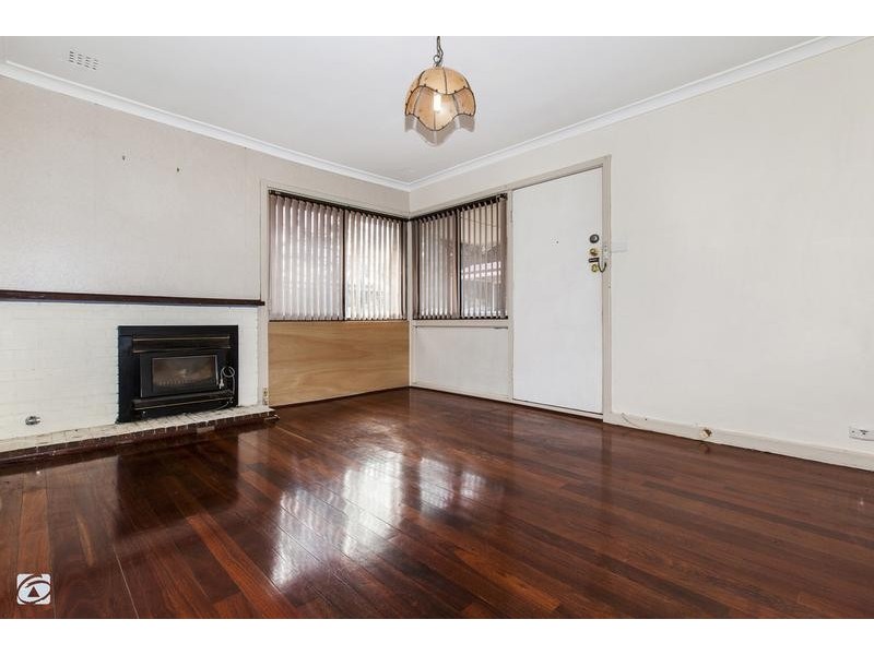 43 Lavinia Crescent, Coolbellup WA 6163