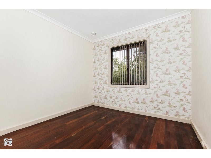 43 Lavinia Crescent, Coolbellup WA 6163