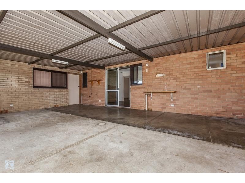43 Lavinia Crescent, Coolbellup WA 6163