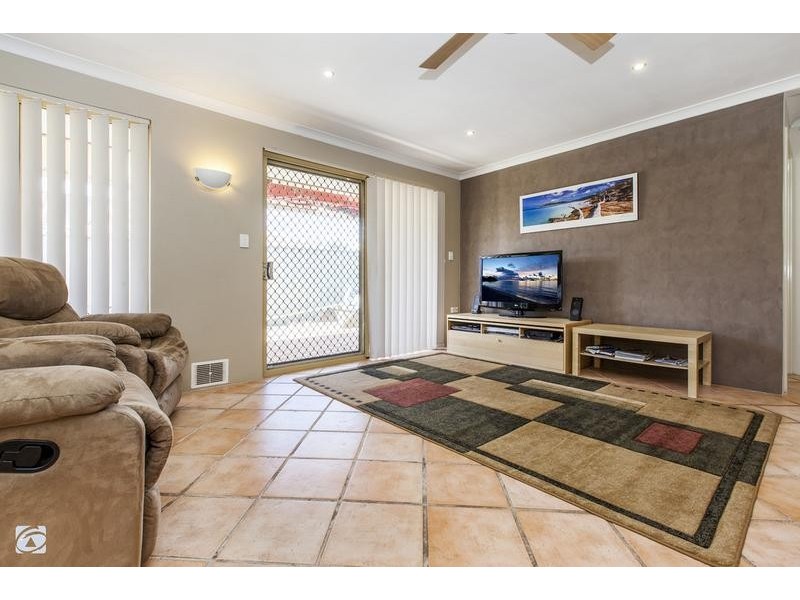 19 Nasturtium Gardens, Beeliar WA 6164
