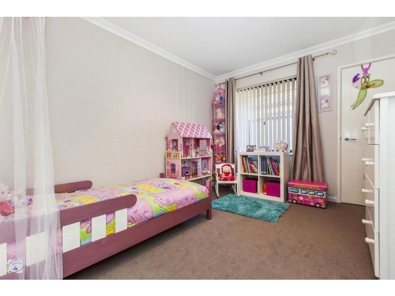 21 Lagrange Street, Success WA 6164