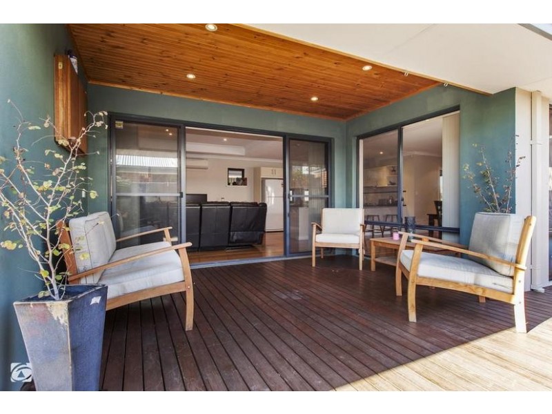 21 Lagrange Street, Success WA 6164