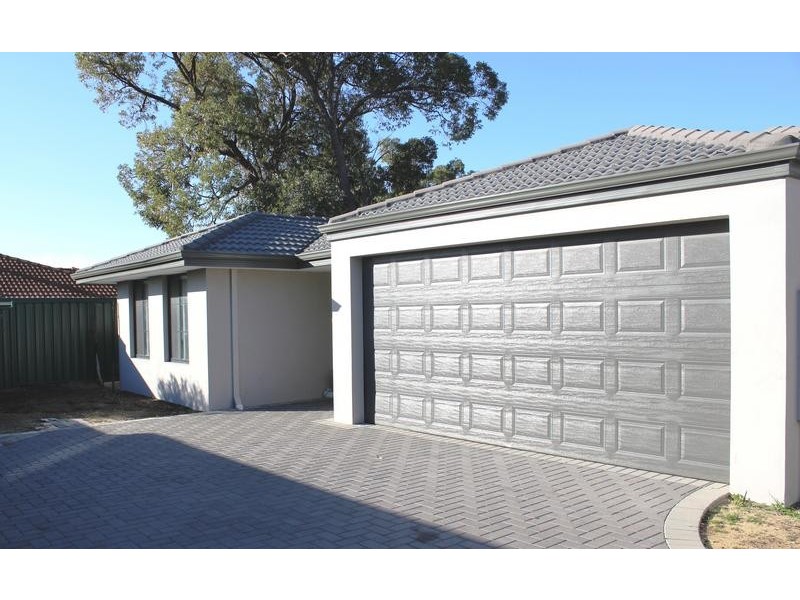 21A Wedgetail Crescent, Success WA 6164