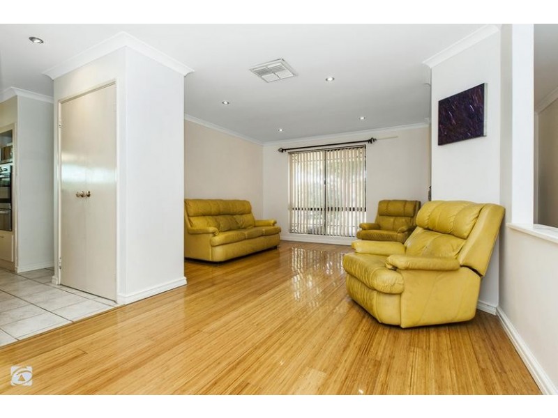 82 Brenchley Drive, Atwell WA 6164