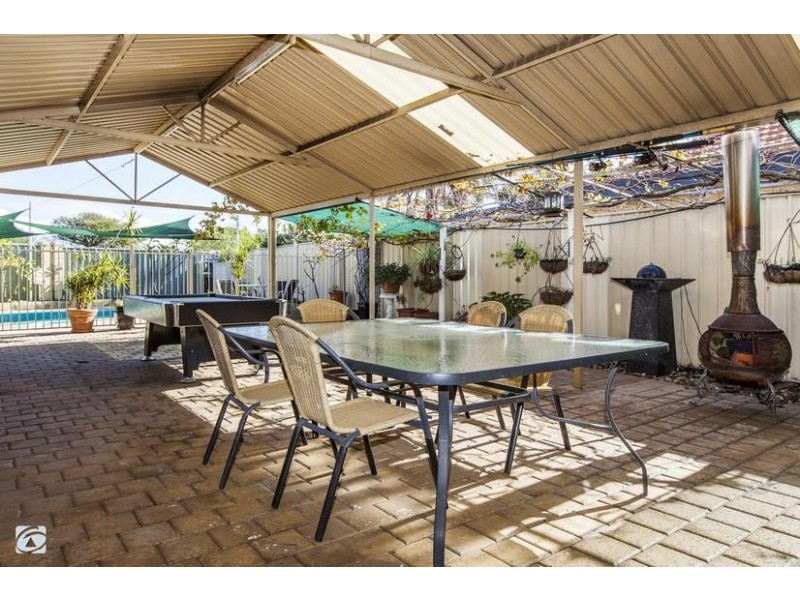 82 Brenchley Drive, Atwell WA 6164