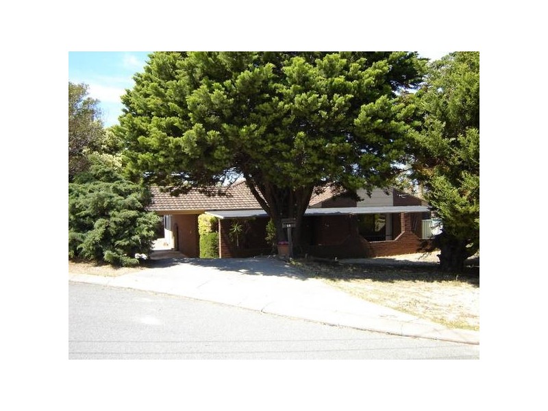 12 Stillwater Gardens, South Lake WA 6164