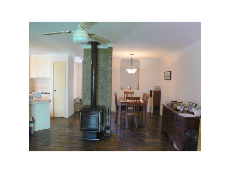 13 Manberry Way, Yangebup WA 6164