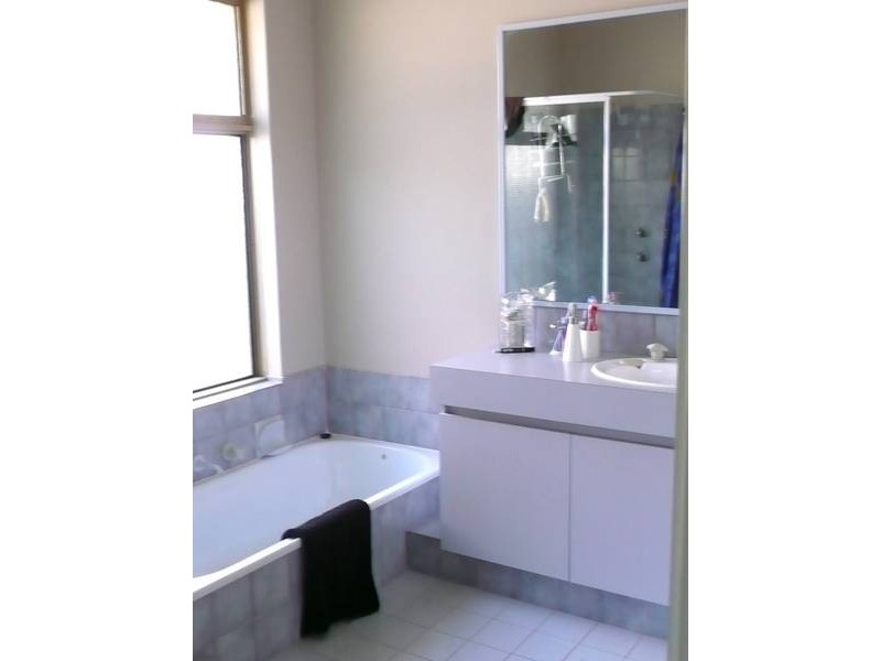 18A Tulipwood Place, South Lake WA 6164