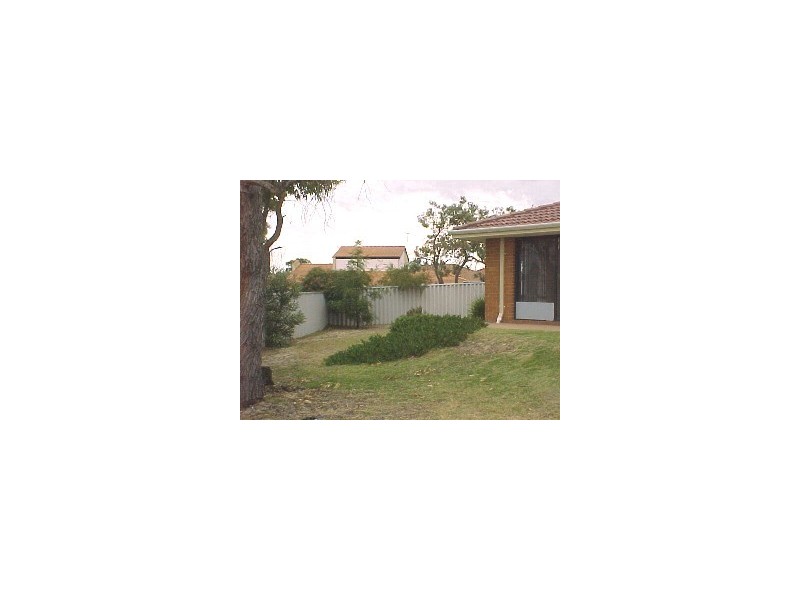 16 Catalpa Crescent, South Lake WA 6164