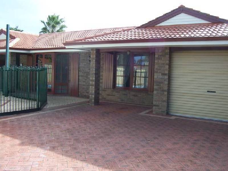 16 Hanlin Way, Samson WA 6163