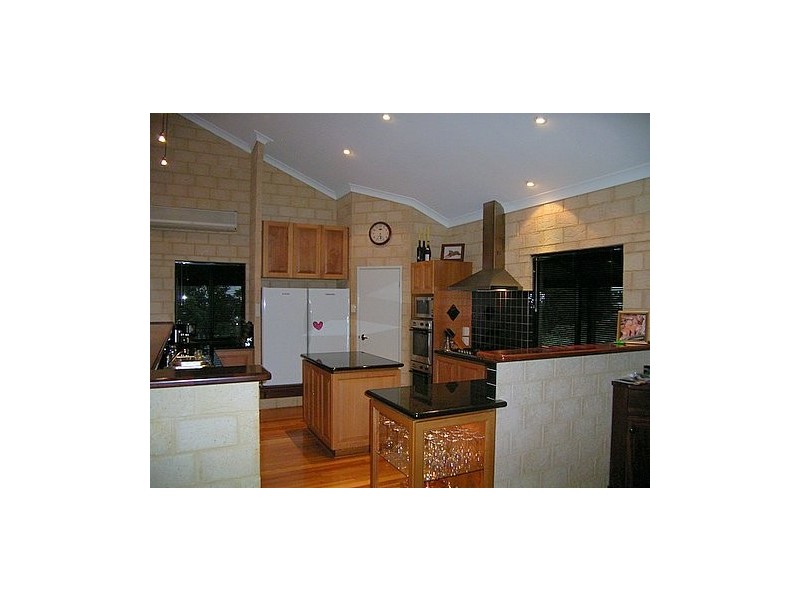 71 Scovell Crescent, Anketell WA 6167