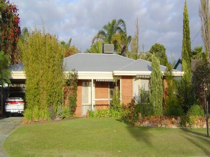 49 Moondarra Circle, South Lake WA 6164