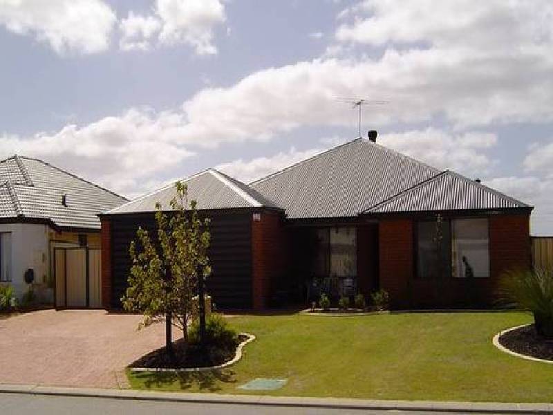 39 Minerva Loop, Success WA 6164