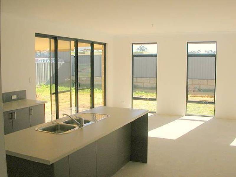 2 Nundle Road, Baldivis WA 6171