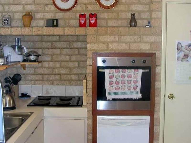 Meller Road, Bibra Lake WA 6163