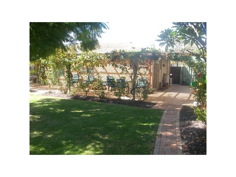 Meller Road, Bibra Lake WA 6163