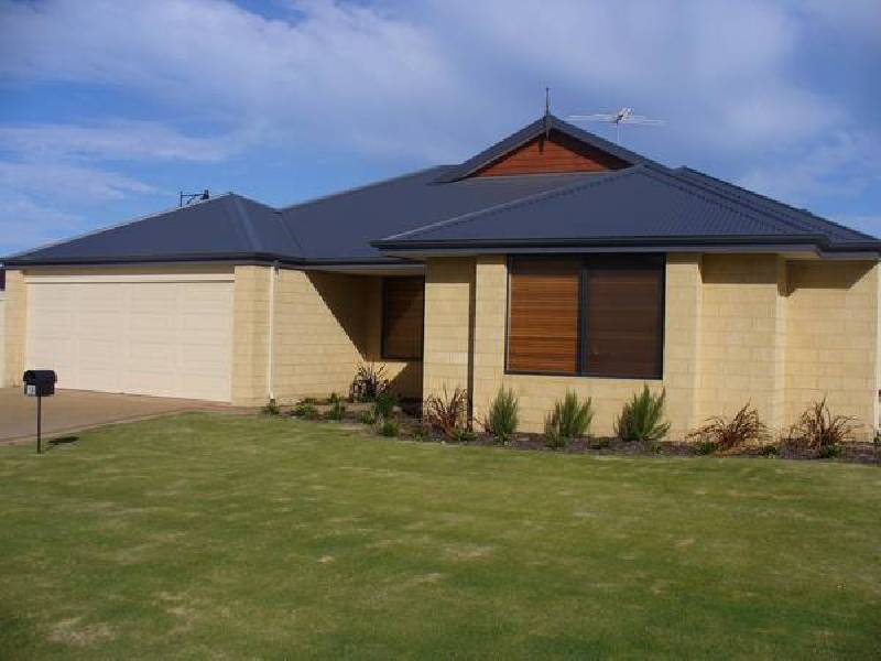 16 Flowergum Way, South Lake WA 6164